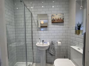 Photo 11- click for photo gallery